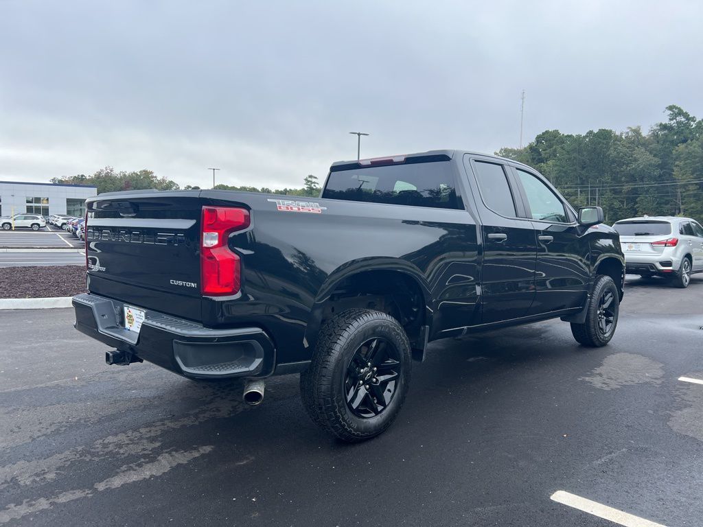 2020 Chevrolet Silverado 1500 Custom Trail Boss photo 4