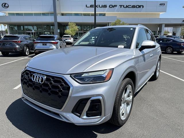 2024 Audi Q5 Premium S line Plus 45 TFSI photo 3