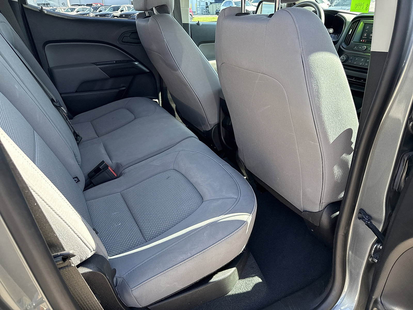 2022 Chevrolet Colorado Work Truck photo 11
