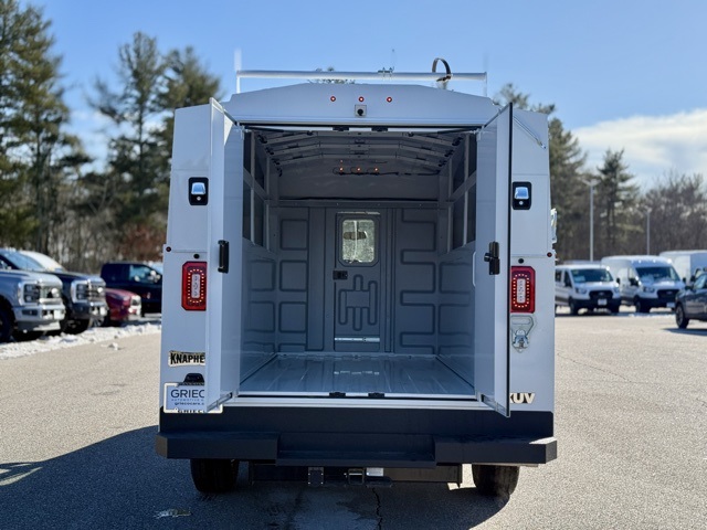 2025 Ford E-350 Base photo 7