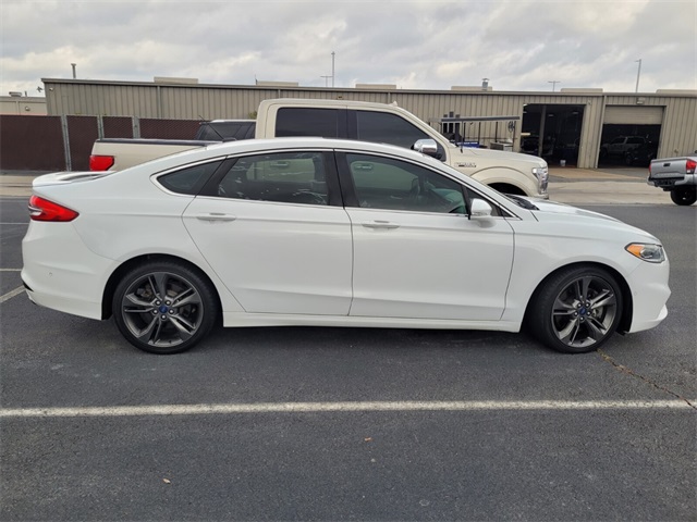 2018 Ford Fusion V6 Sport photo 2