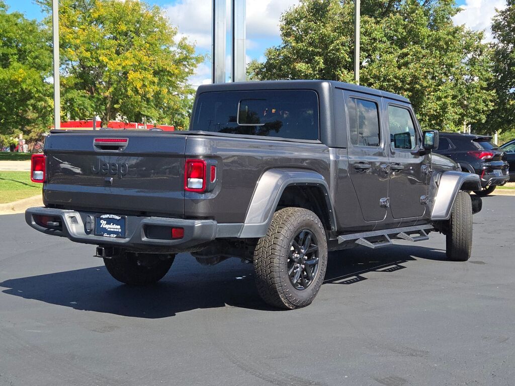 2022 Jeep Gladiator Altitude photo 14