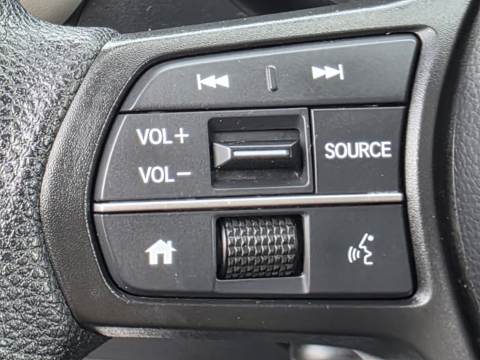2024 Honda HR-V LX photo 32