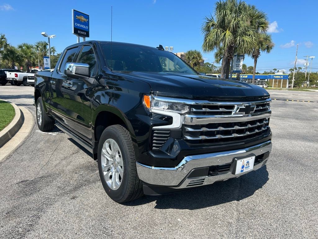 2025 Chevrolet Silverado 1500 LTZ photo 2