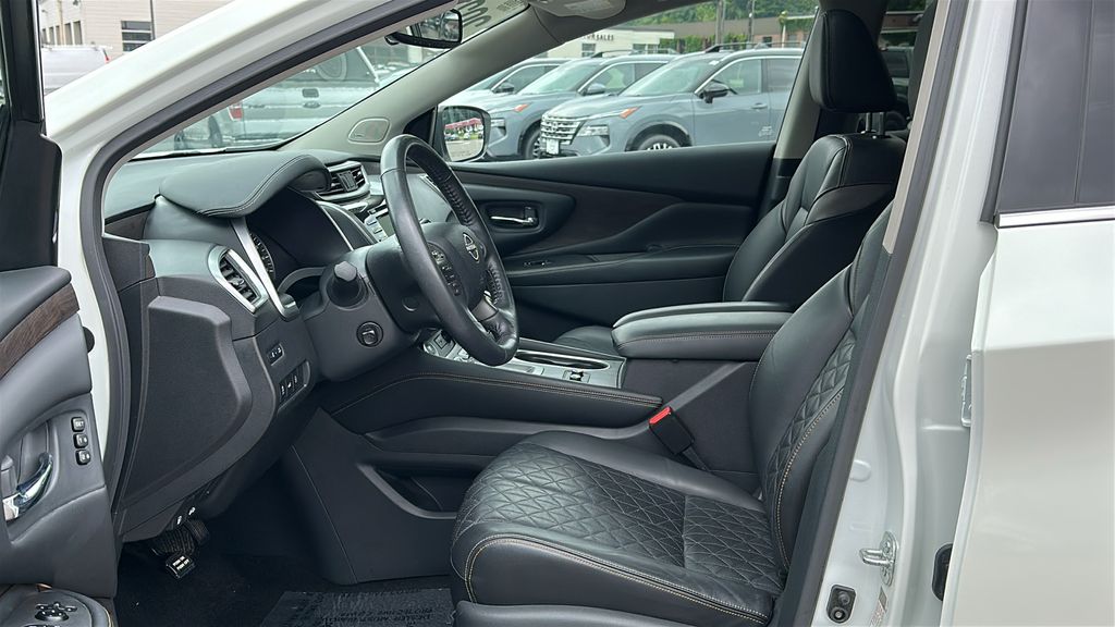 2023 Nissan Murano Platinum photo 10