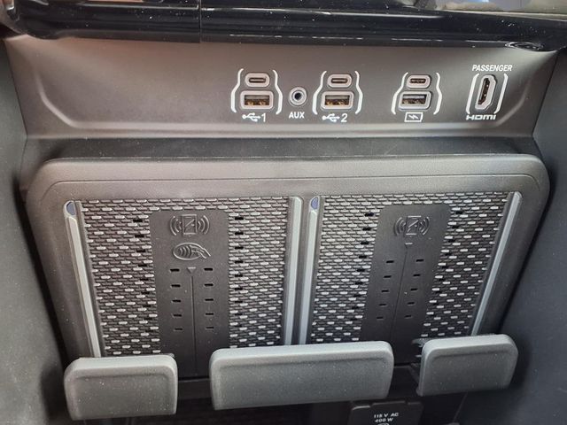 2025 Ram 1500 Laramie photo 18