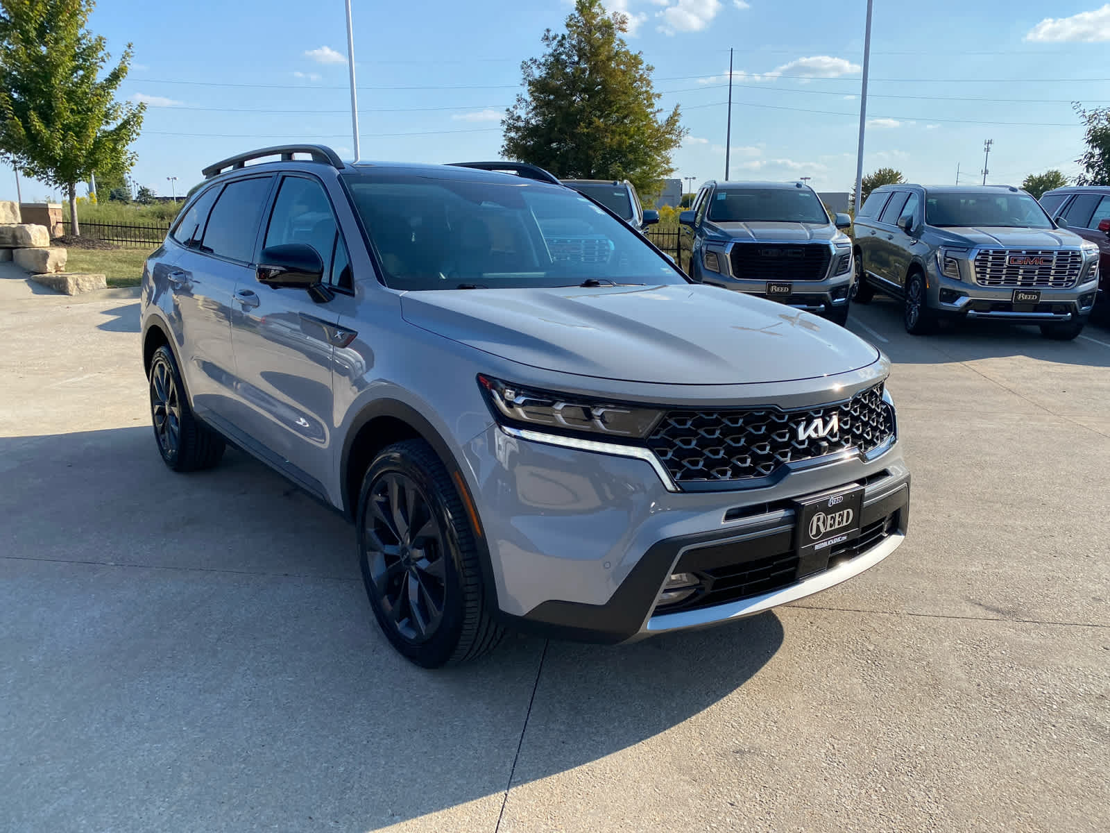 2022 Kia Sorento X-Line SX Prestige photo 2