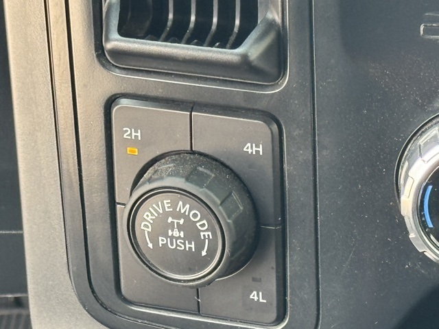 2024 Ford F-150 XLT photo 10