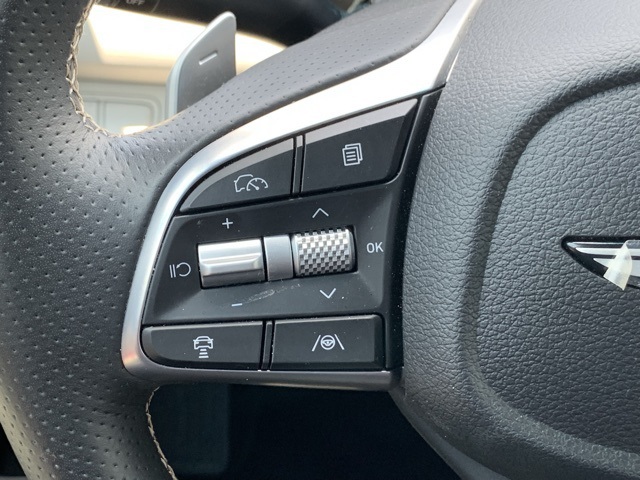 2025 Genesis G70 2.5T photo 24