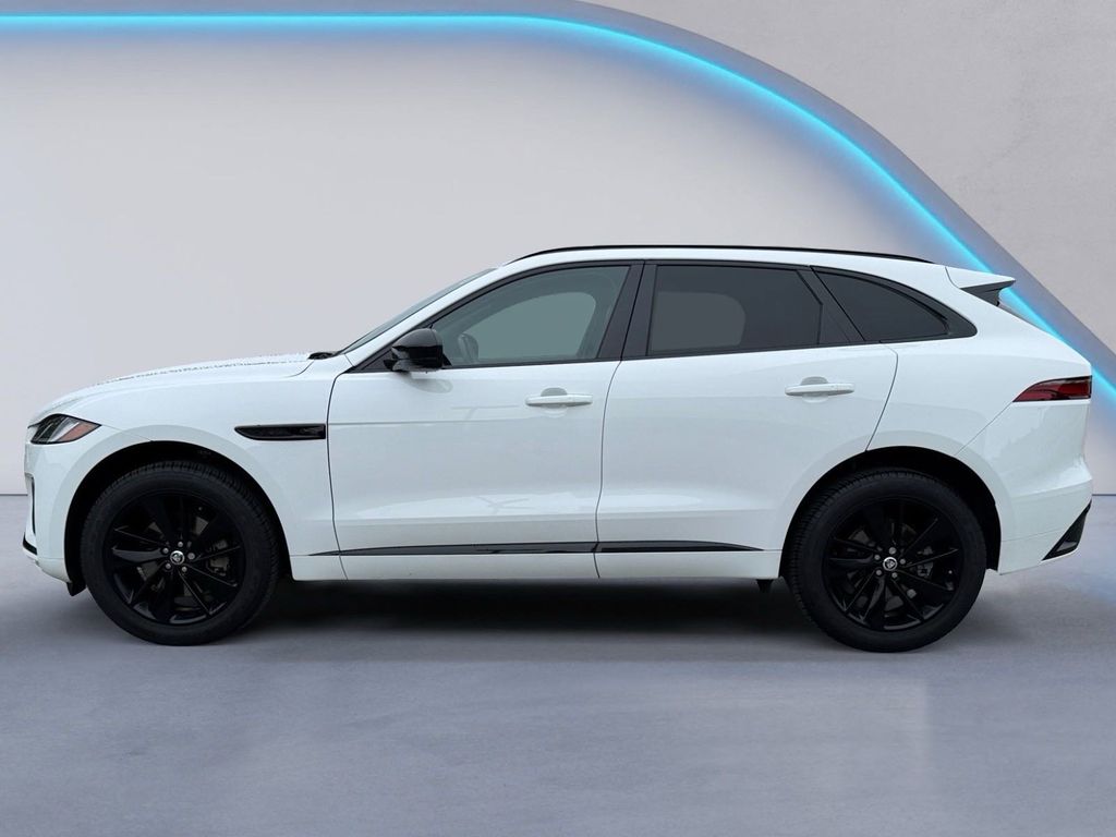 2024 Jaguar F-PACE P250 R-Dynamic S photo 5