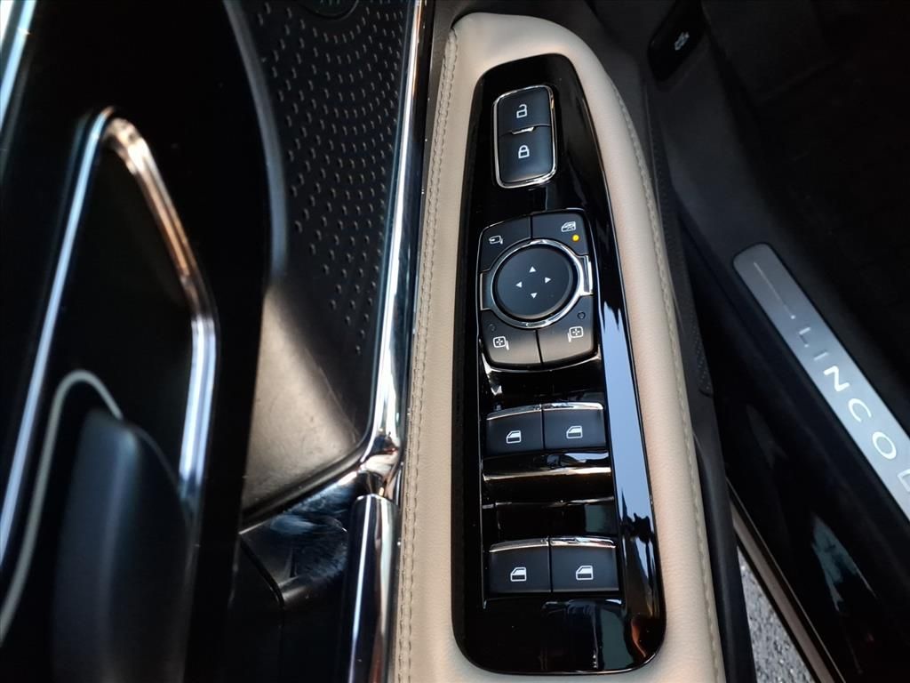 2023 LINCOLN CORSAIR - Image 15