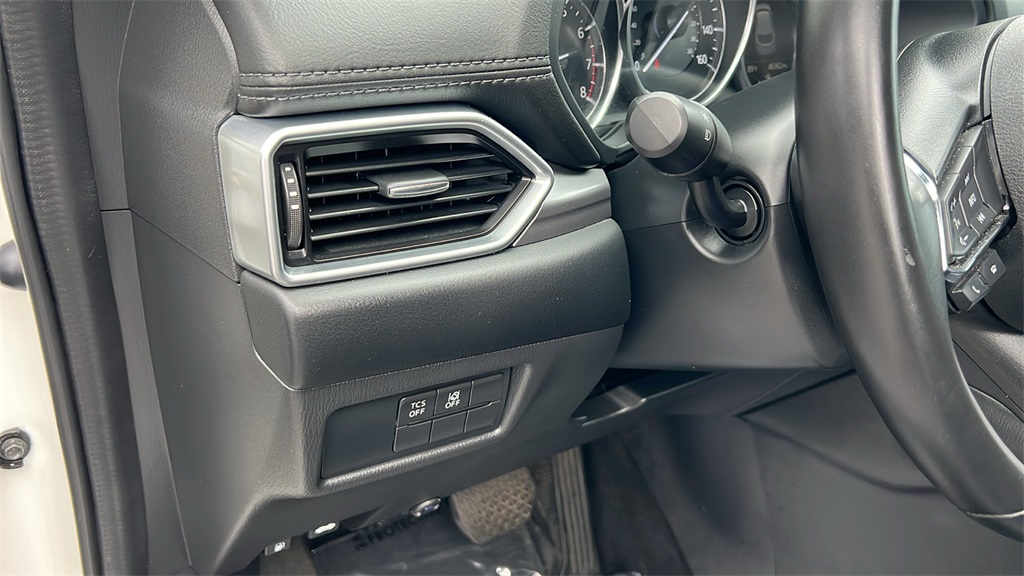 2019 Mazda CX-5 Touring photo 12