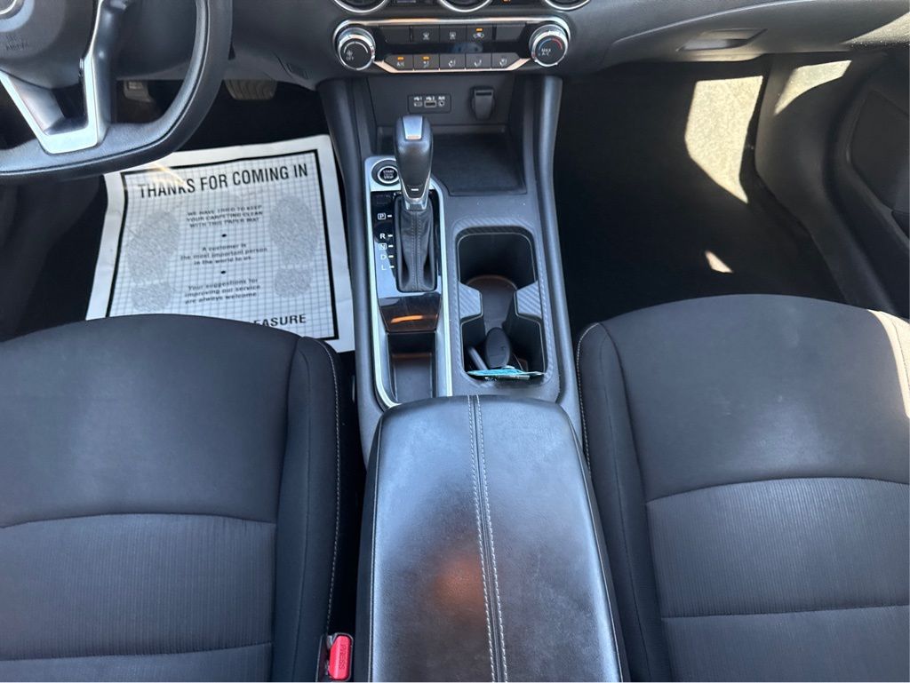 2023 Nissan Sentra SV photo 14