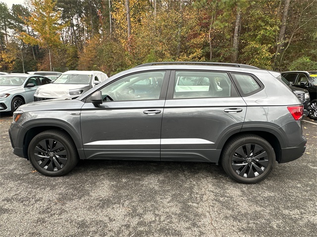 2022 Volkswagen Taos S photo 4