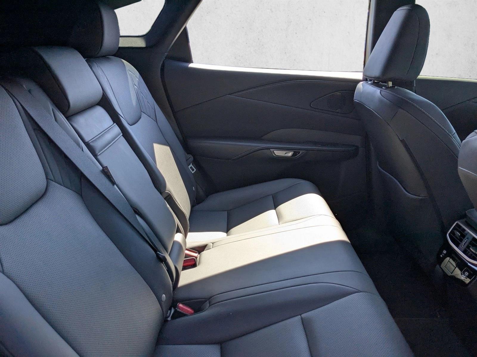 2024 Lexus RX 350 photo 18