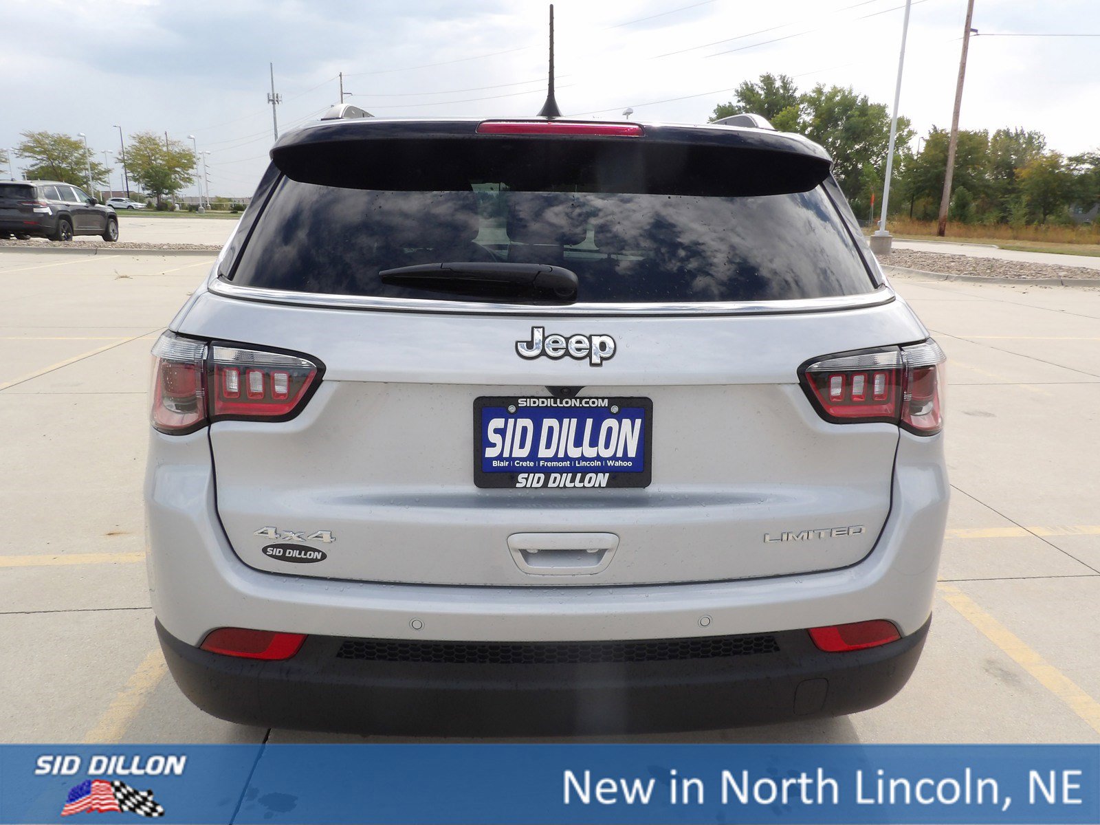 2025 Jeep Compass Limited photo 4