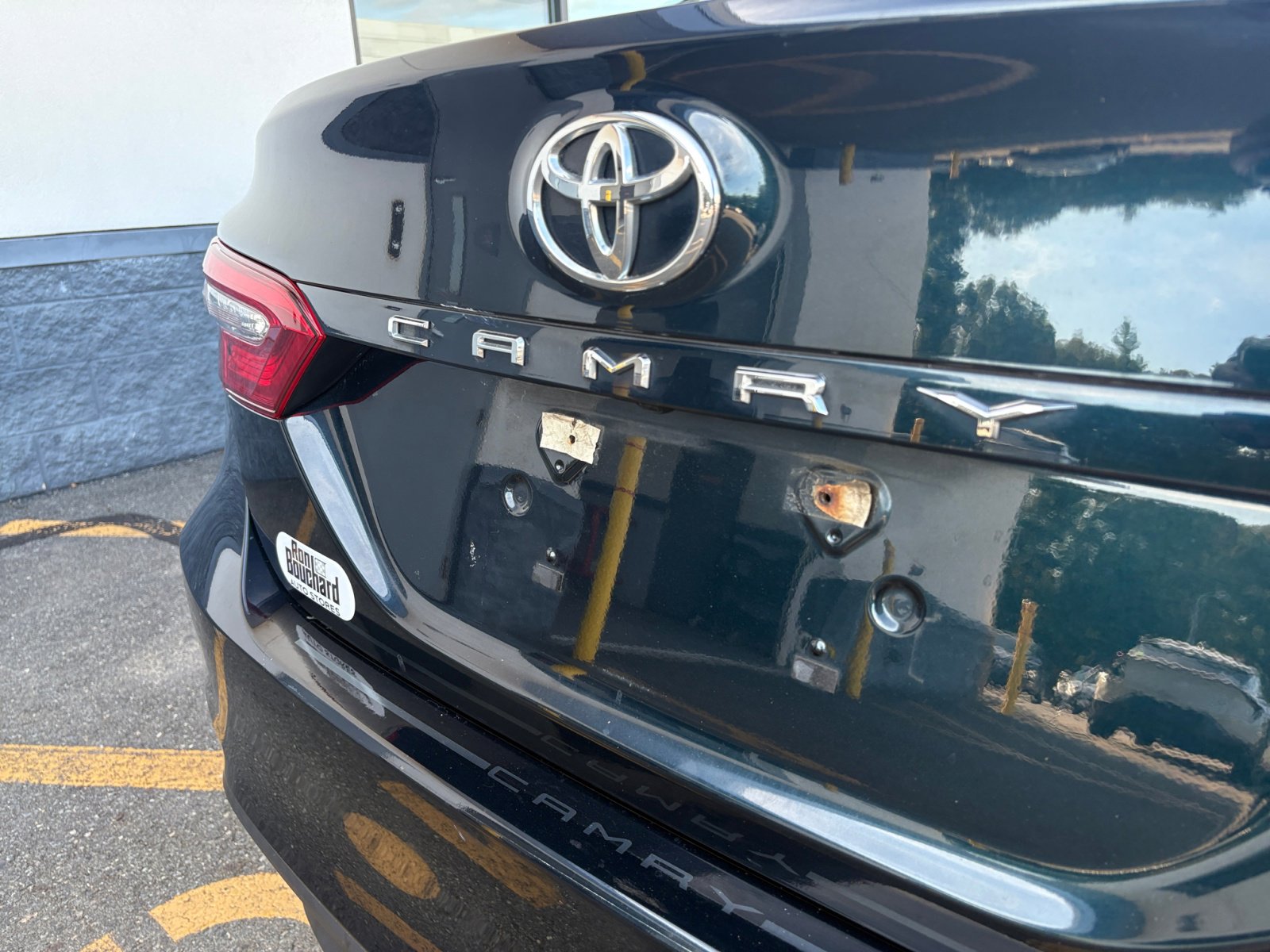 2018 Toyota Camry L photo 36