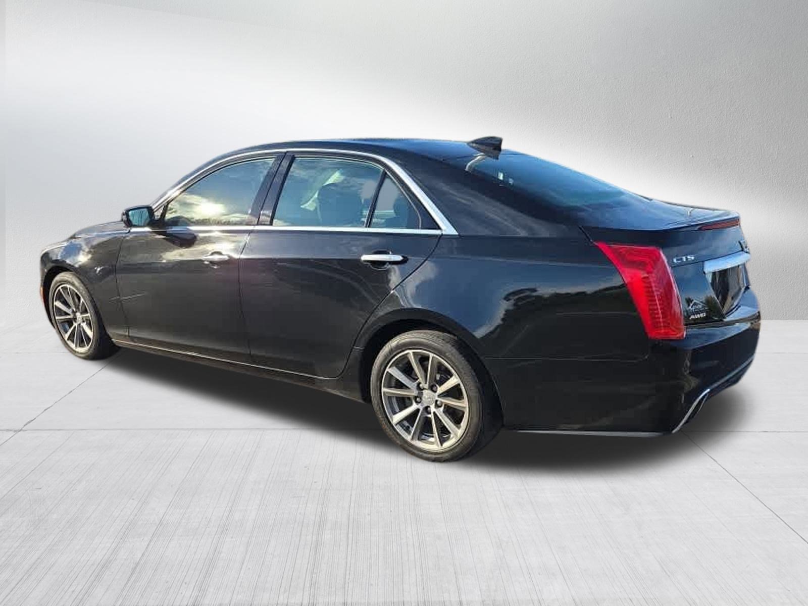 2019 Cadillac CTS Luxury photo 4