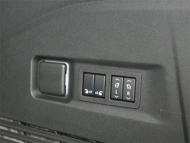 2025 Gmc Yukon XL Denali photo 21