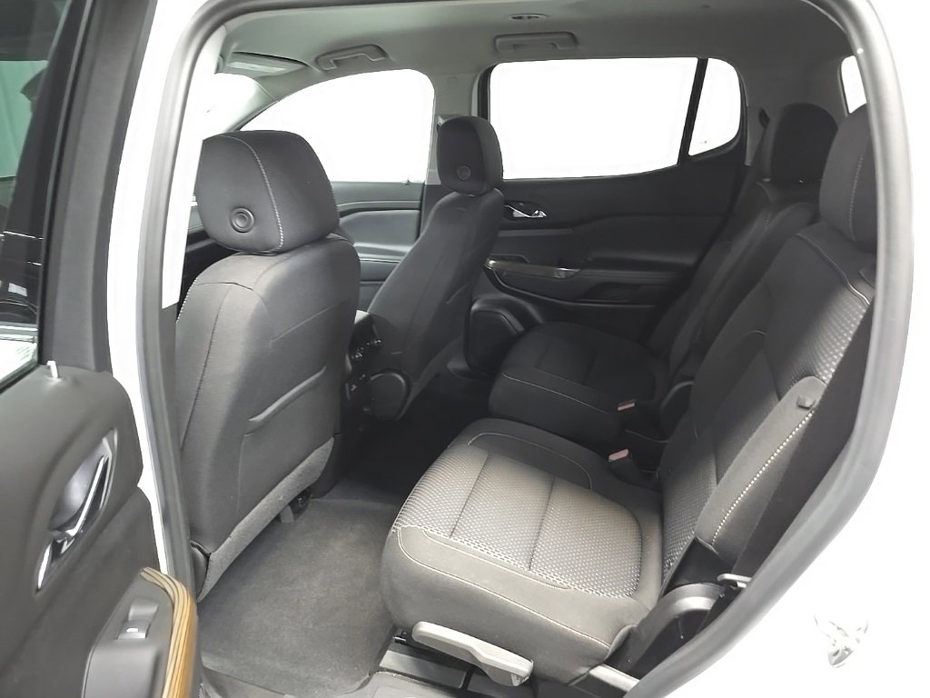 2022 Gmc Acadia SLE photo 30