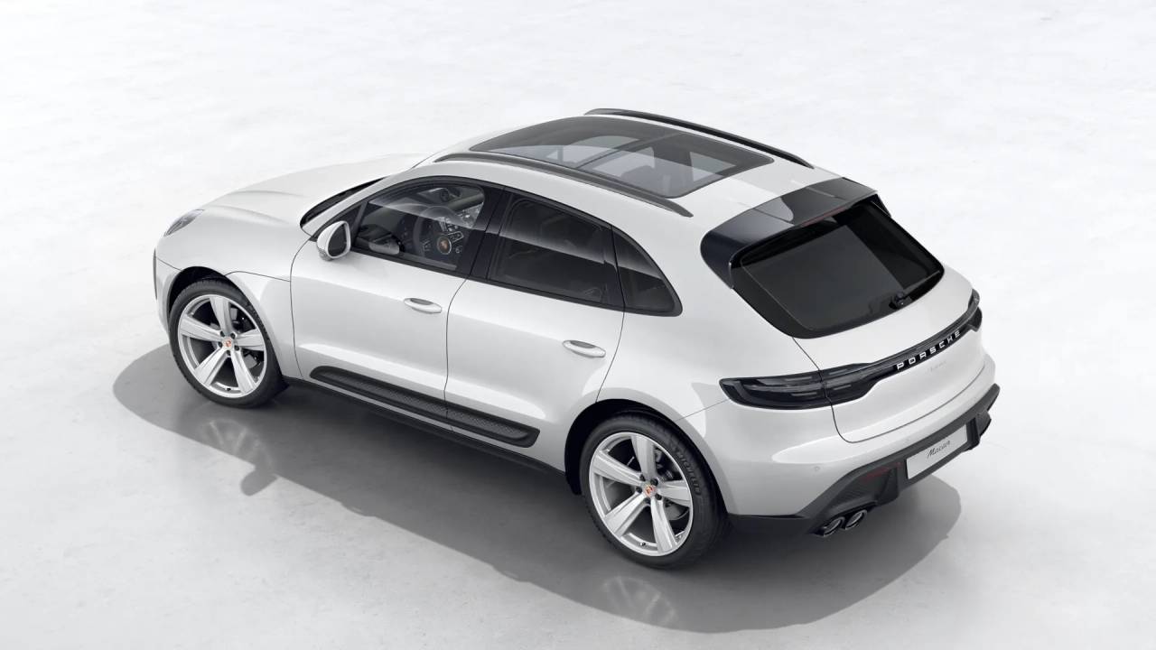 2026 Porsche Macan T photo 4