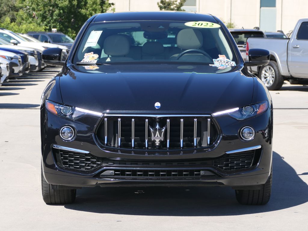 2022 Maserati Levante GT photo 3