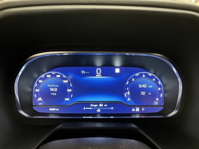 2022 Chevrolet Suburban Z71 photo 9