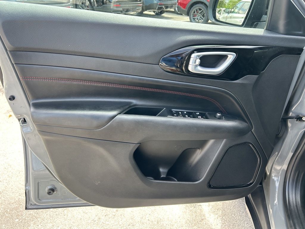 2024 Jeep Compass Trailhawk photo 10
