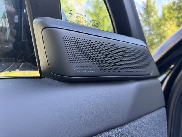 2025 Land Rover Range Rover Sport SE photo 13