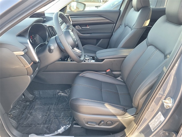 2025 Mazda CX-50 Premium Plus photo 4