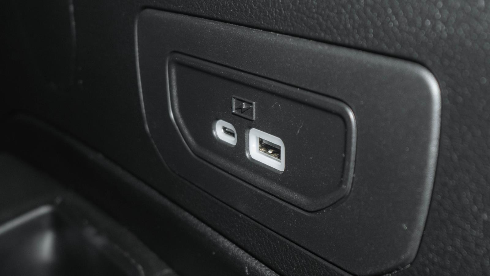 2023 Jeep Grand Cherokee L Summit Reserve photo 9