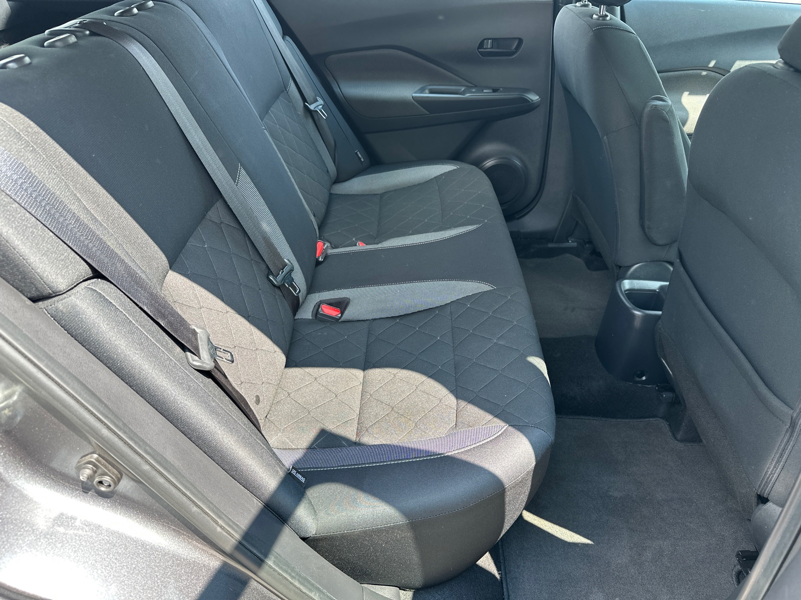 2020 Nissan Kicks S photo 14