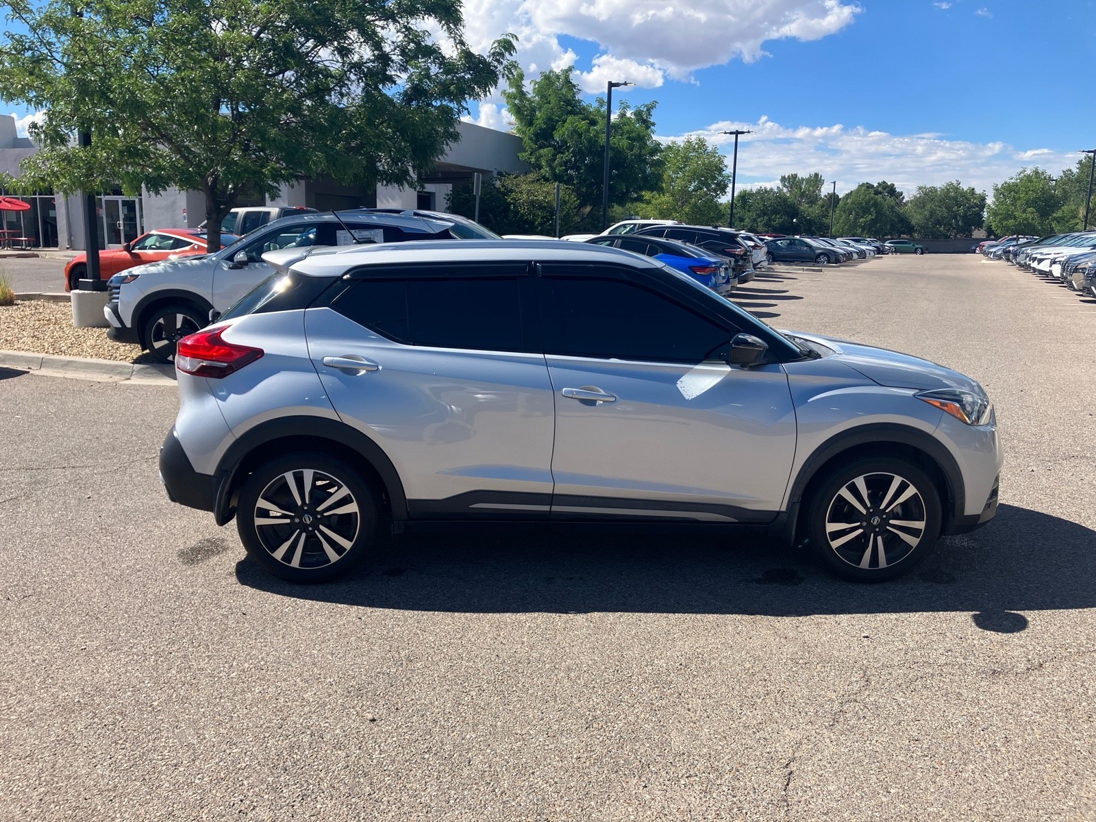 Used 2020 SILVER Nissan SR image 8
