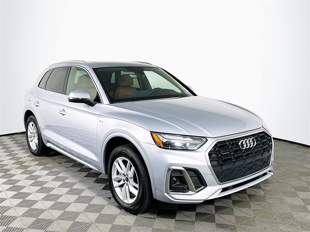 2022 Audi Q5 45 S line Premium photo 3