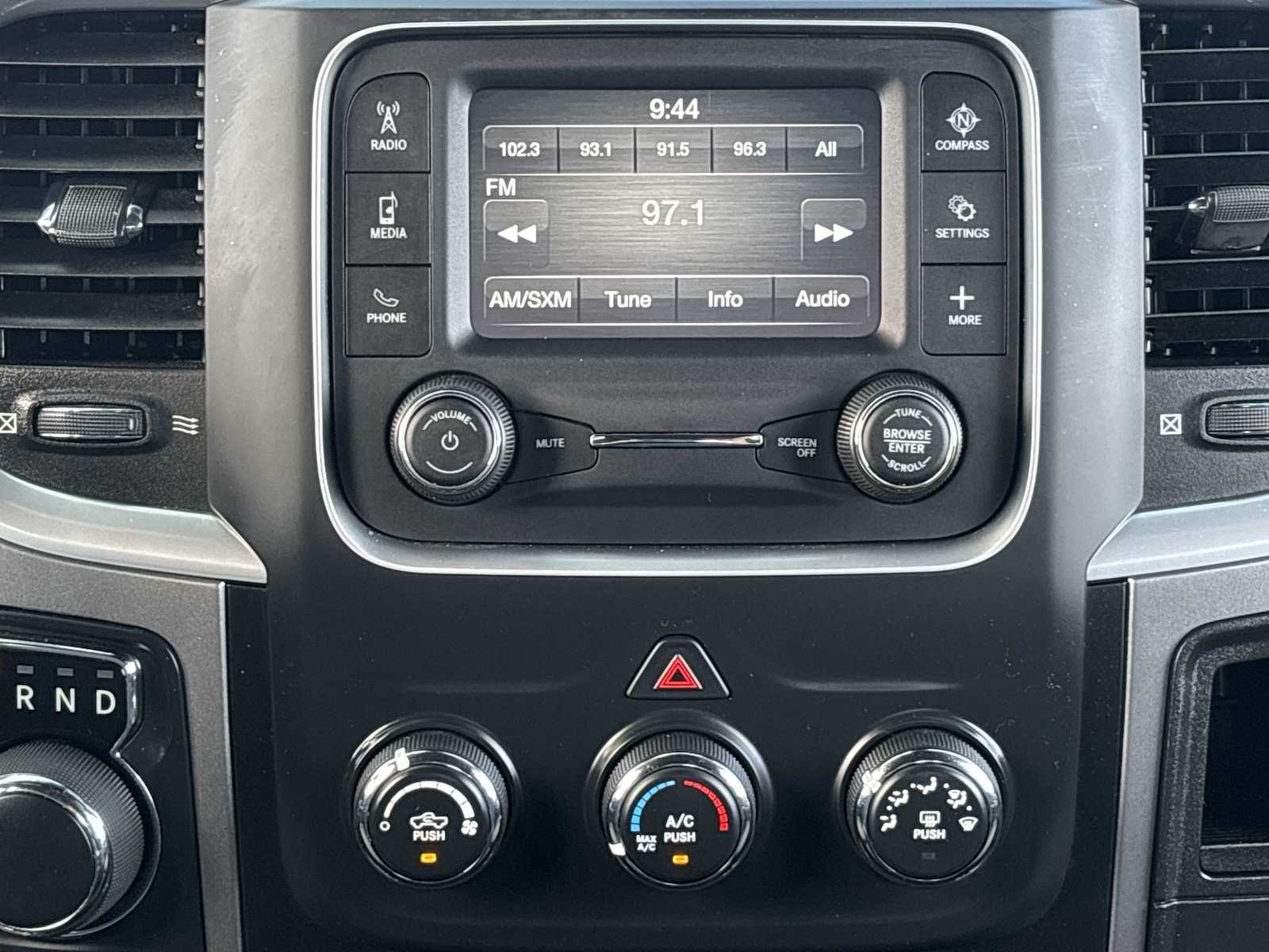 2022 Ram 1500 Classic Warlock photo 25
