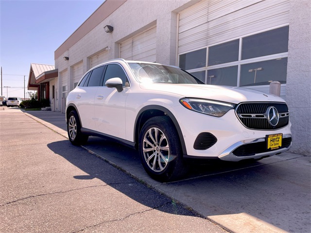 2024 Mercedes Benz GLC 300 4MATIC photo 2
