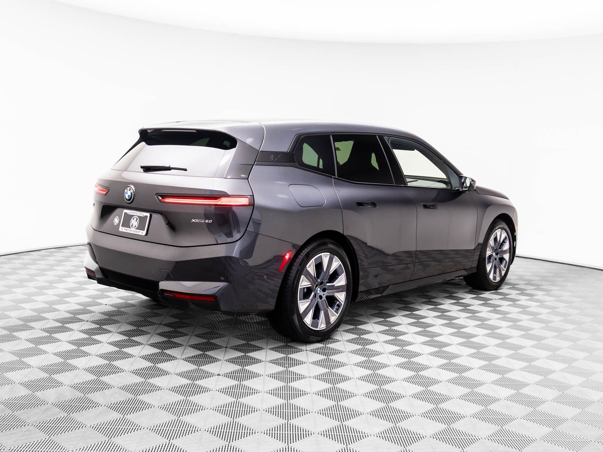 2026 Bmw iX photo 2