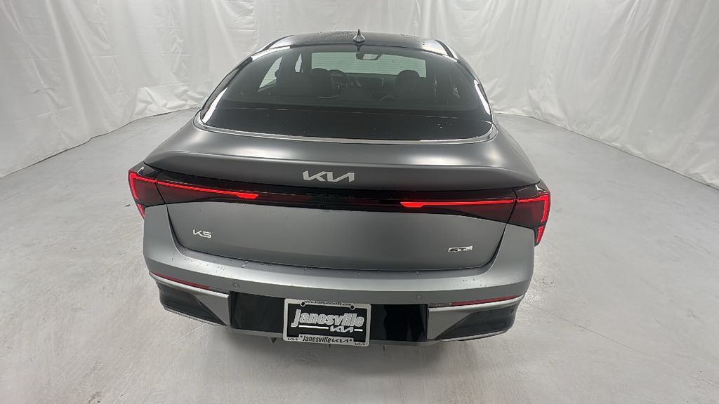 2026 Kia K5 GT-Line photo 4