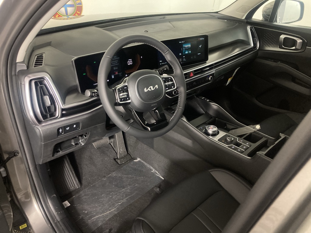 2025 Kia Sorento Hybrid EX photo 11