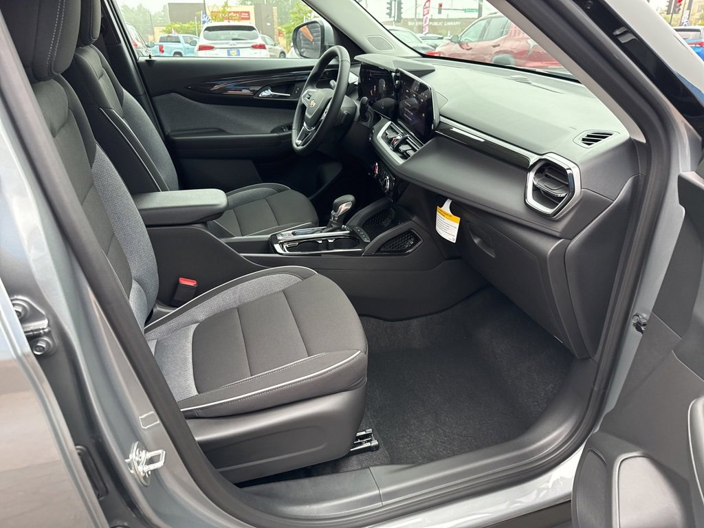 2026 Chevrolet Trailblazer LT photo 30