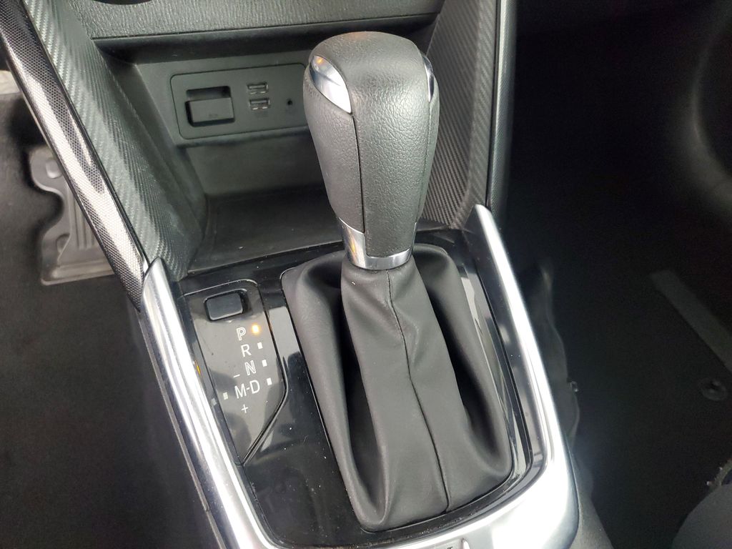 2017 Toyota Yaris iA Base photo 17