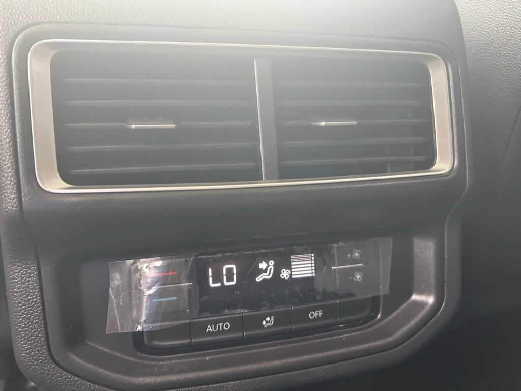 2026 Volkswagen Atlas SE Technology photo 36