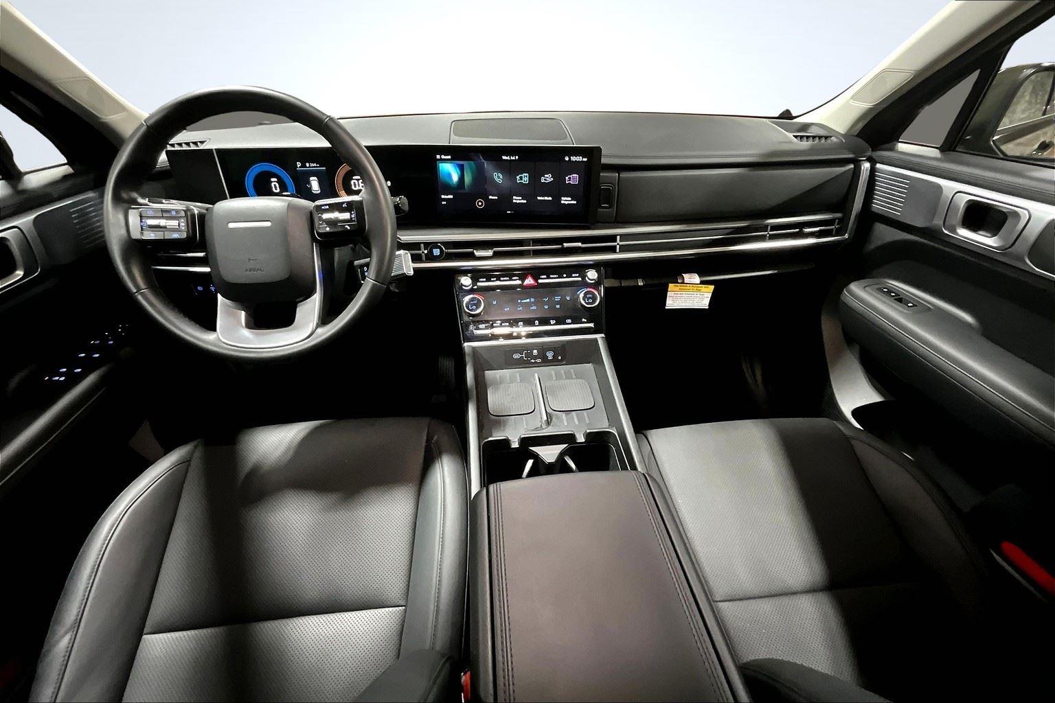 2025 Hyundai Santa Fe SEL photo 15