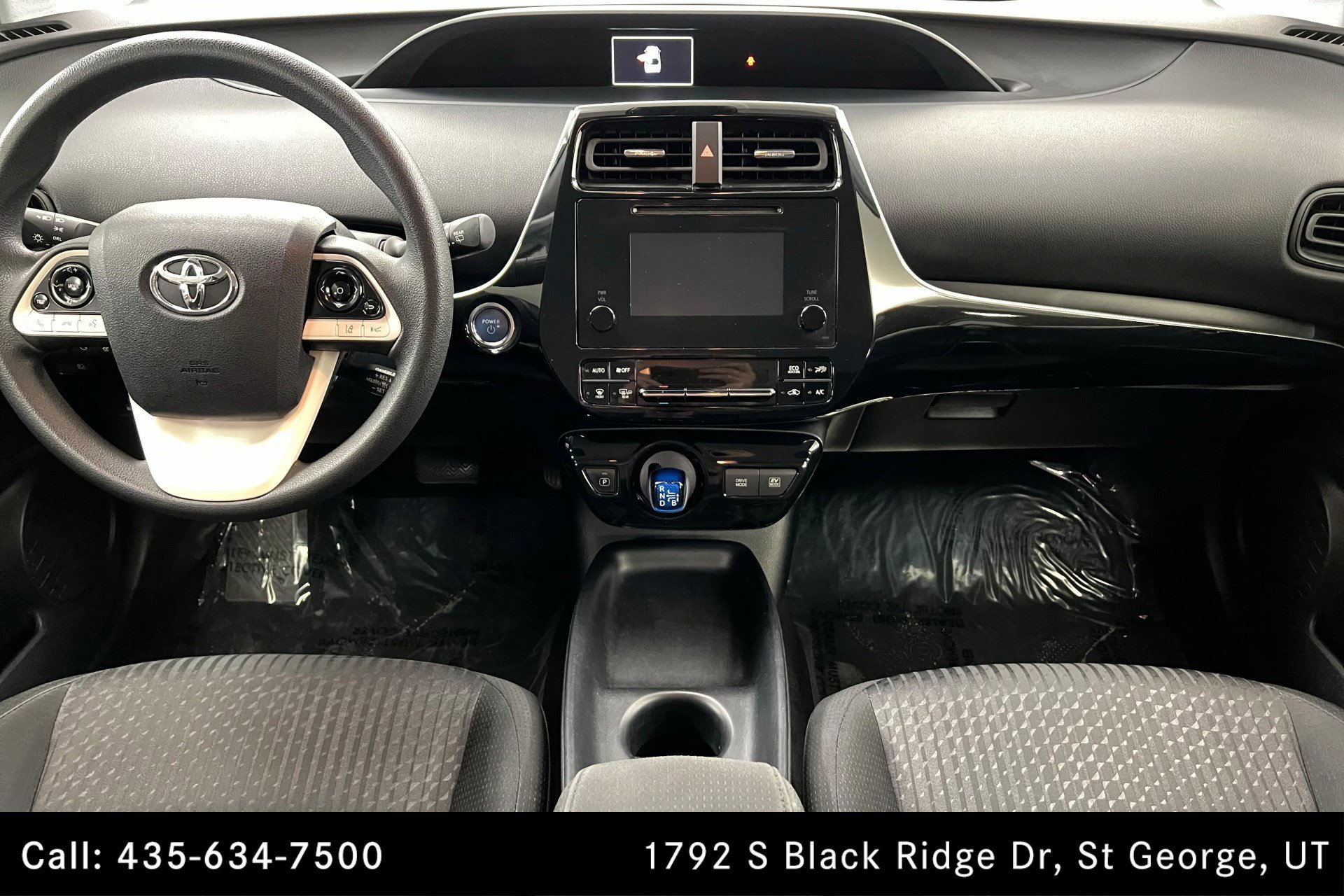 2017 Toyota Prius Two photo 13