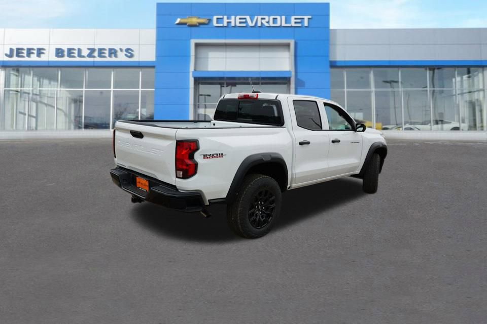 2025 Chevrolet Colorado Trail Boss photo 3