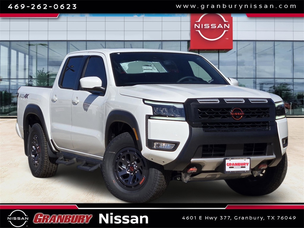 2026 Nissan Frontier PRO-4X's photo