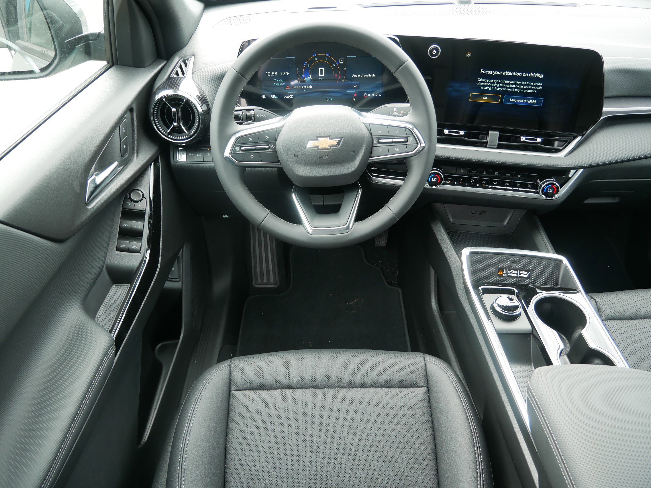 2026 Chevrolet Equinox LT photo 2
