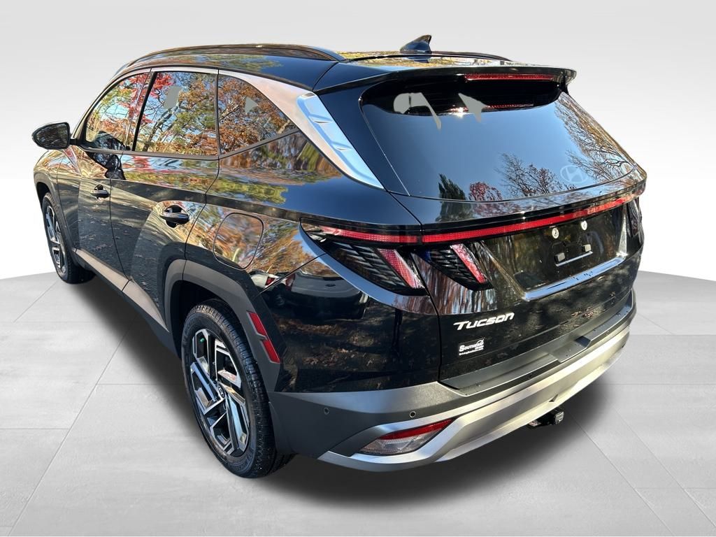 2025 Hyundai Tucson Limited photo 3