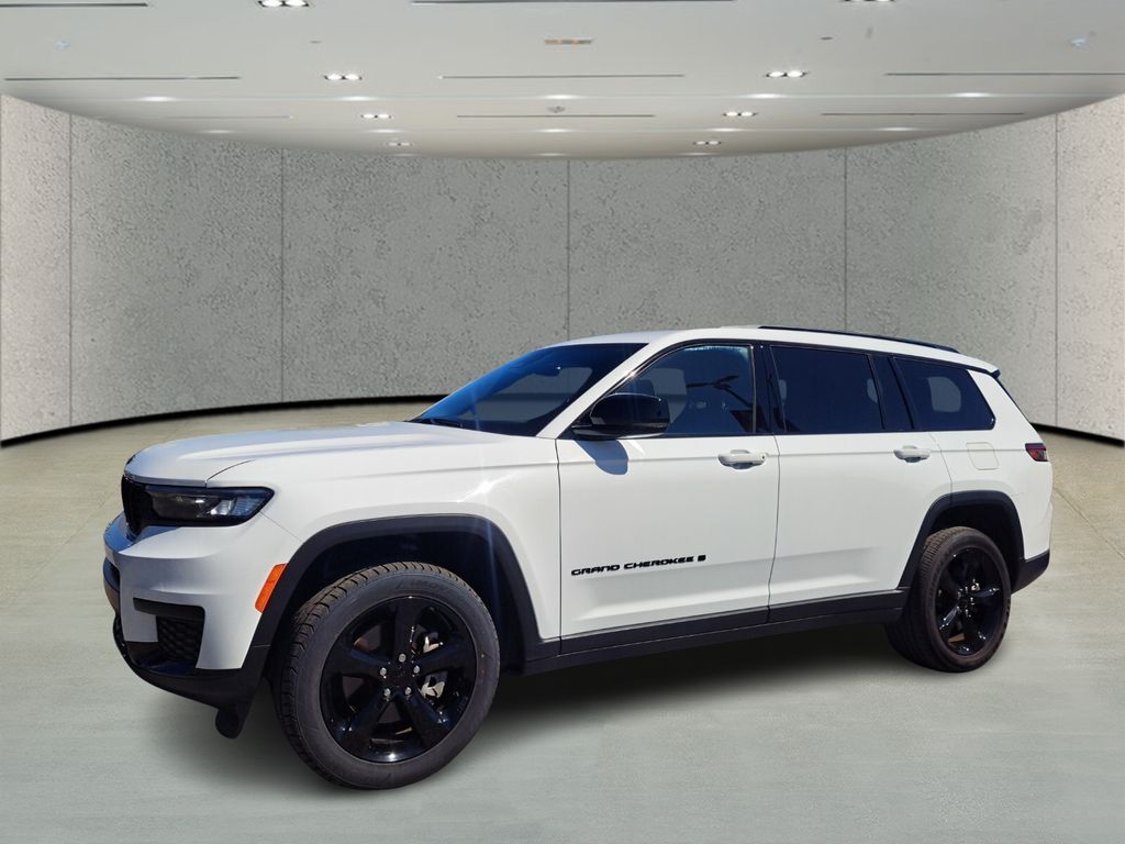2023 Jeep Grand Cherokee L Altitude's photo