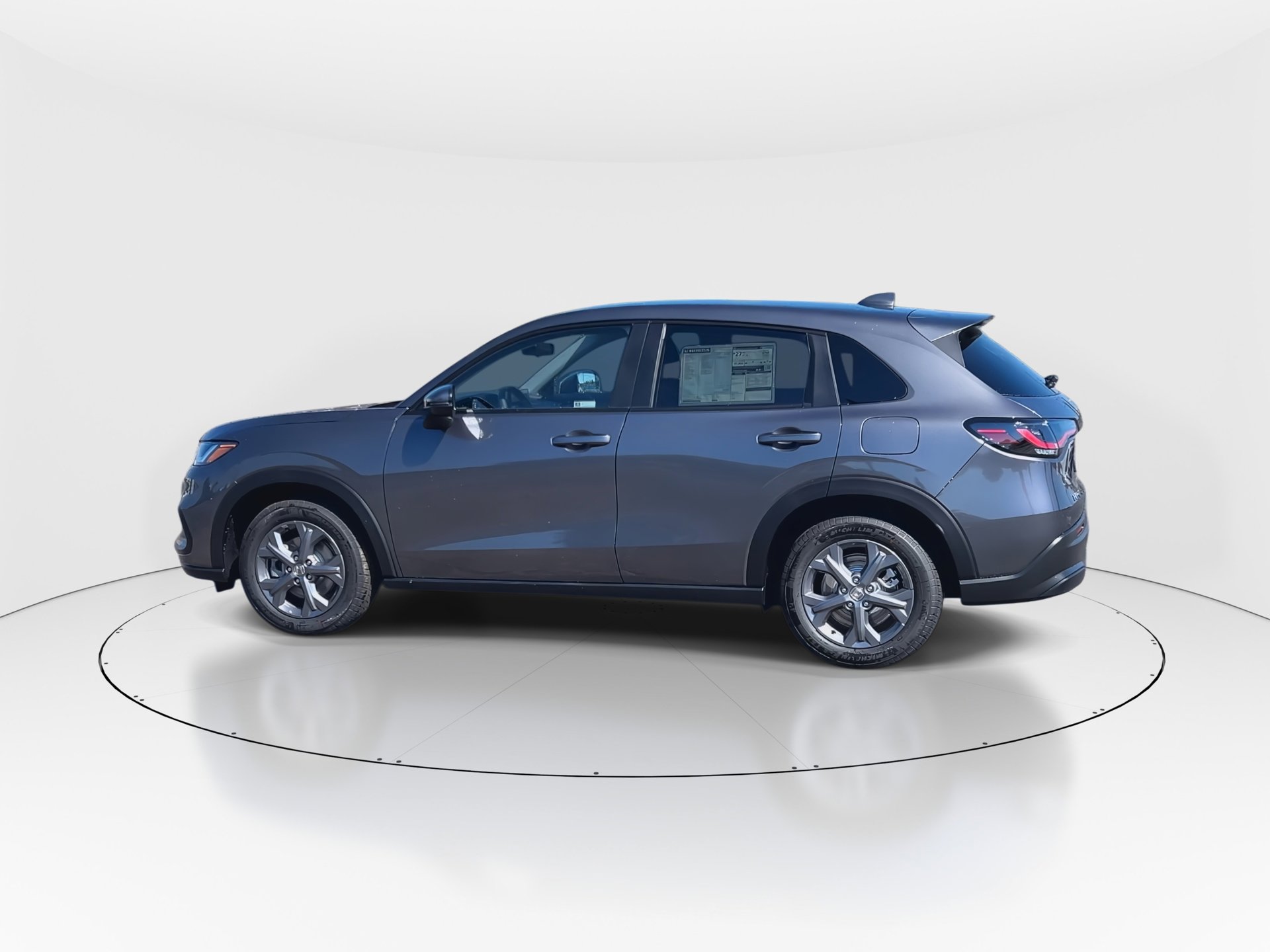 2026 Honda HR-V LX photo 4